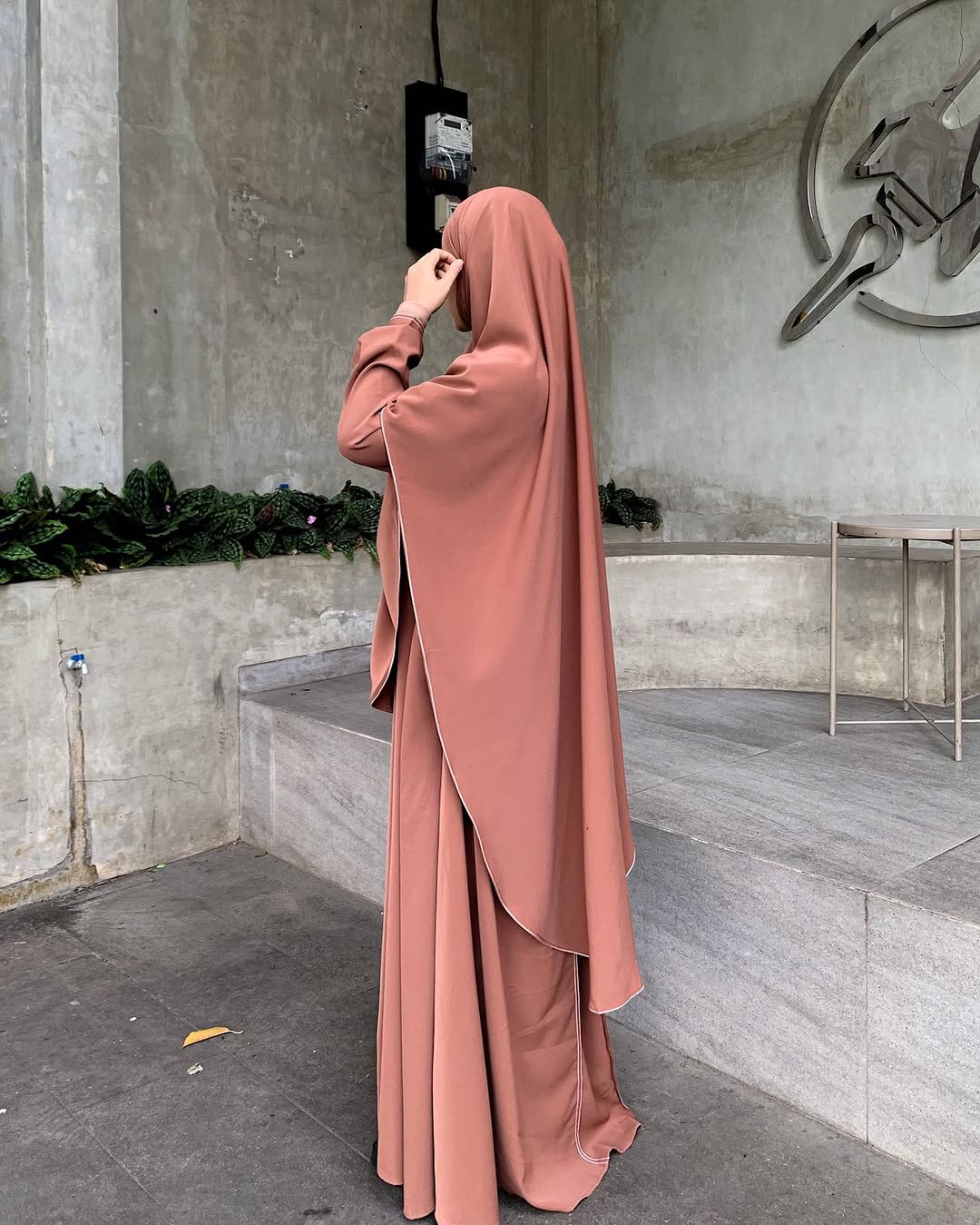 Women's New Design Burqa Abaya Beautiful Beaded Burkha Farasha With Hijab