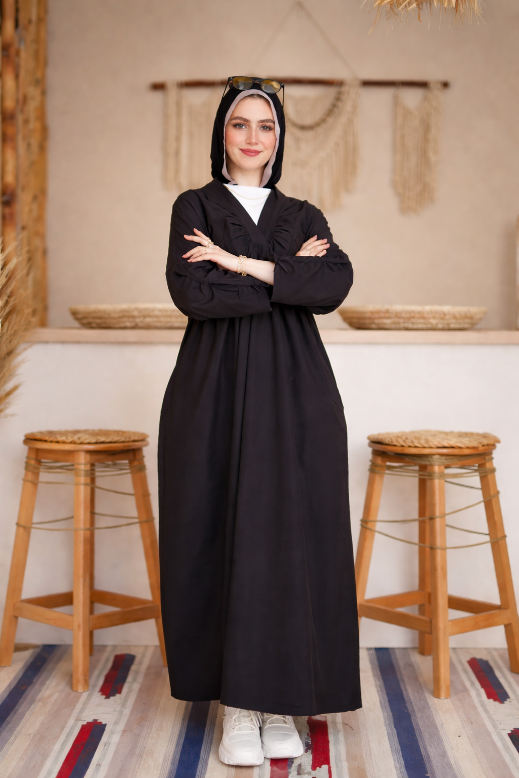 Premium Black Umrah & Hajj Abaya – Lightweight Modest Travel Abaya with Pockets | Comfortable All-Day Wear