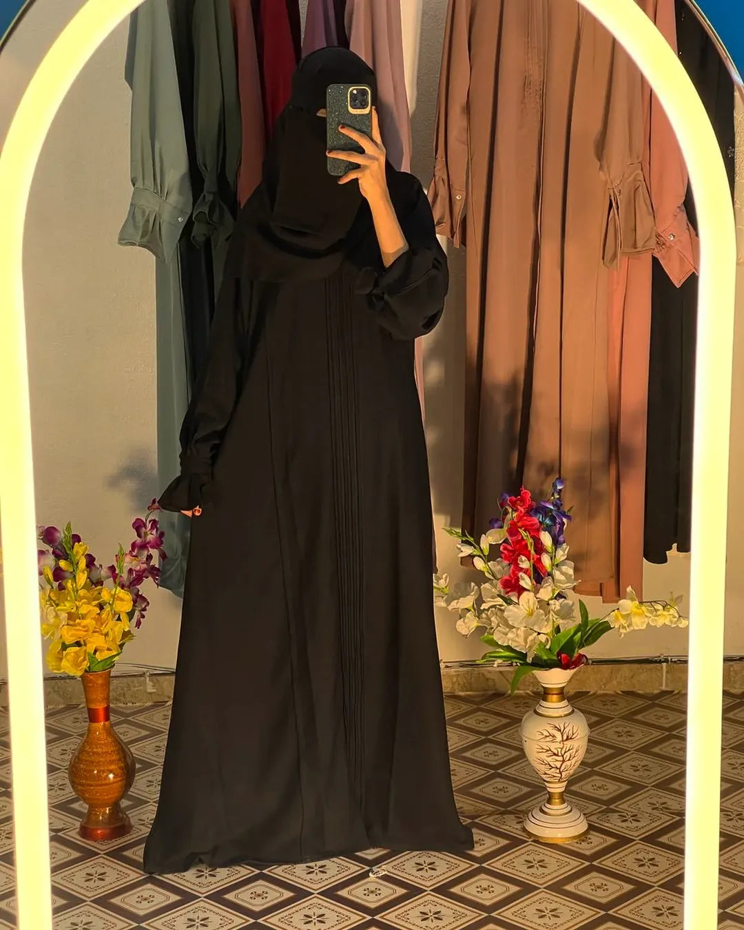 Elegant Pleated Abaya - Black