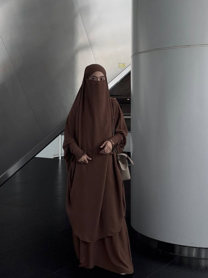 Nuseyba Oneset french khimar overhead+inner